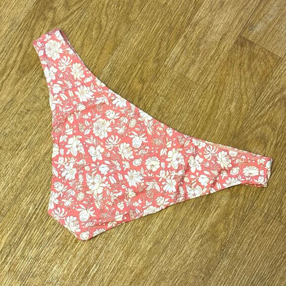 J. Crew Curved Waist Cheeky Bikini Bottom in Tossed Floral Size 3X - Picture 4 of 6